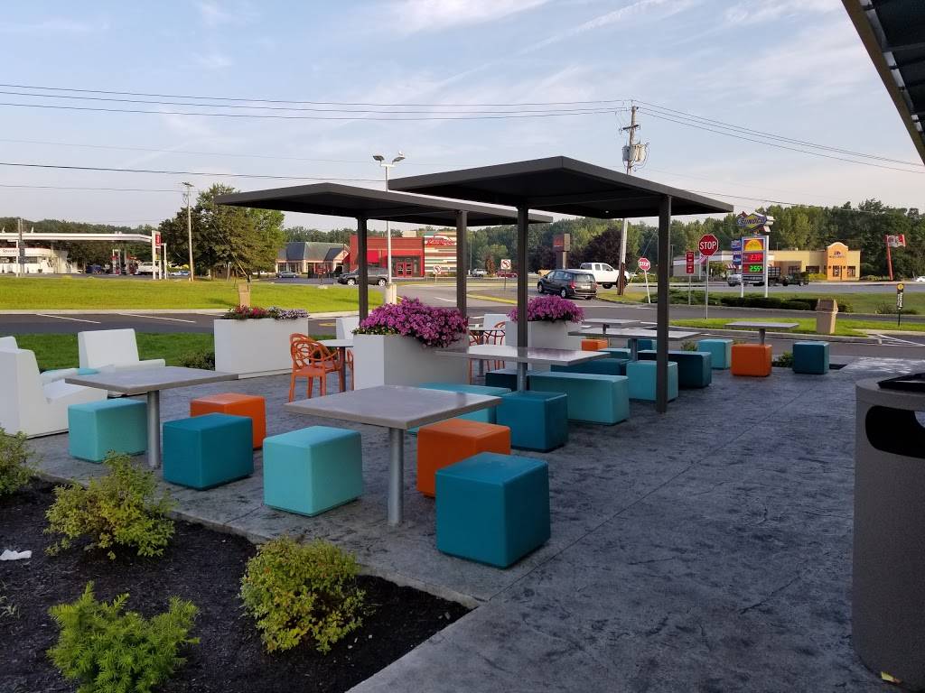 McDonalds | cafe | 3003 NY-50, Saratoga Springs, NY 12866, USA | 5186912429 OR +1 518-691-2429