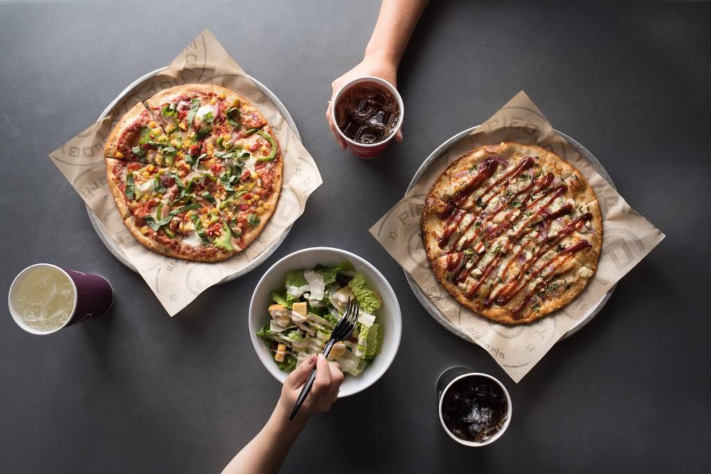 Pieology Pizzeria | restaurant | 3455 Sports Arena Blvd, San Diego, CA 92110, USA | 6197681850 OR +1 619-768-1850