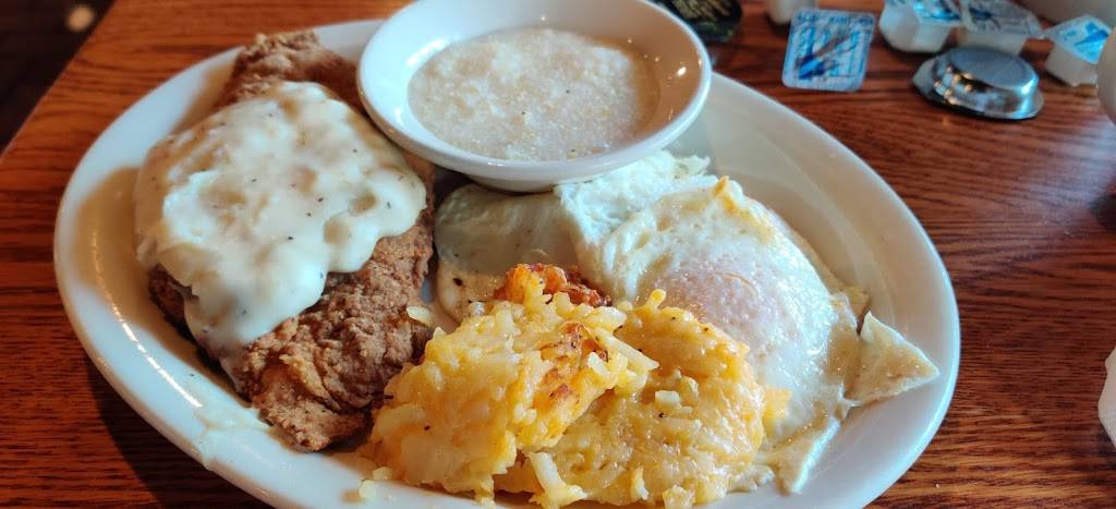 Cracker Barrel Old Country Store | restaurant | 6941 Charlotte Pike, Nashville, TN 37209, USA | 6153565229 OR +1 615-356-5229