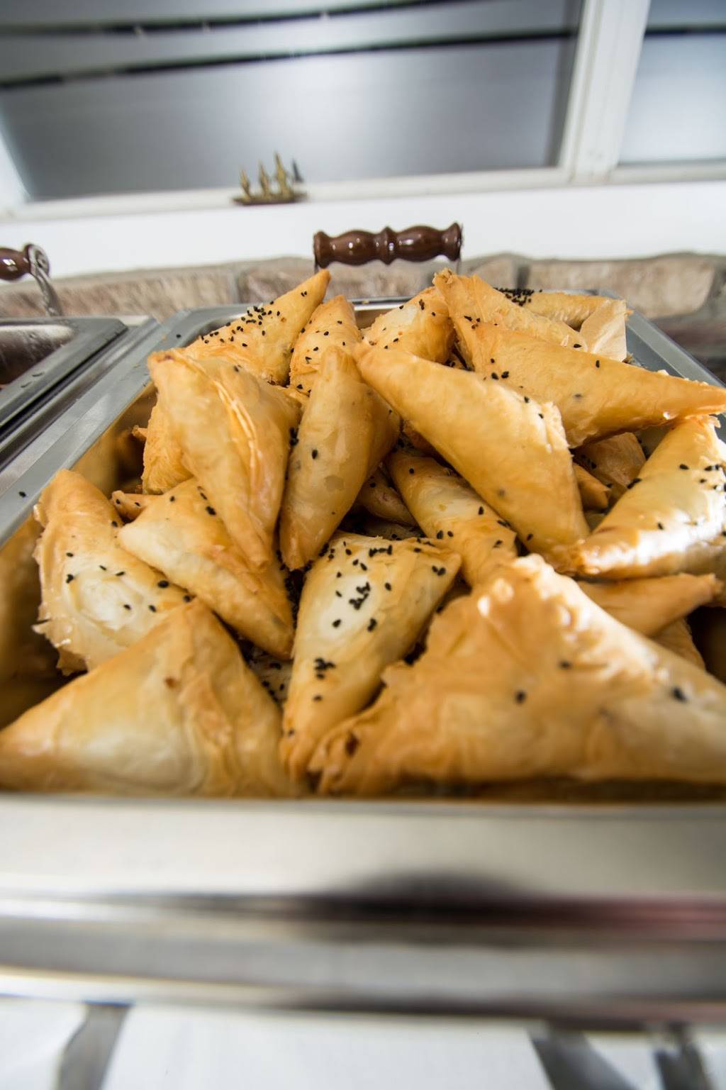 Maza Middle Eastern Cuisine | restaurant | 2449 Mickley Ave, Whitehall, PA 18052, USA | 6104379999 OR +1 610-437-9999