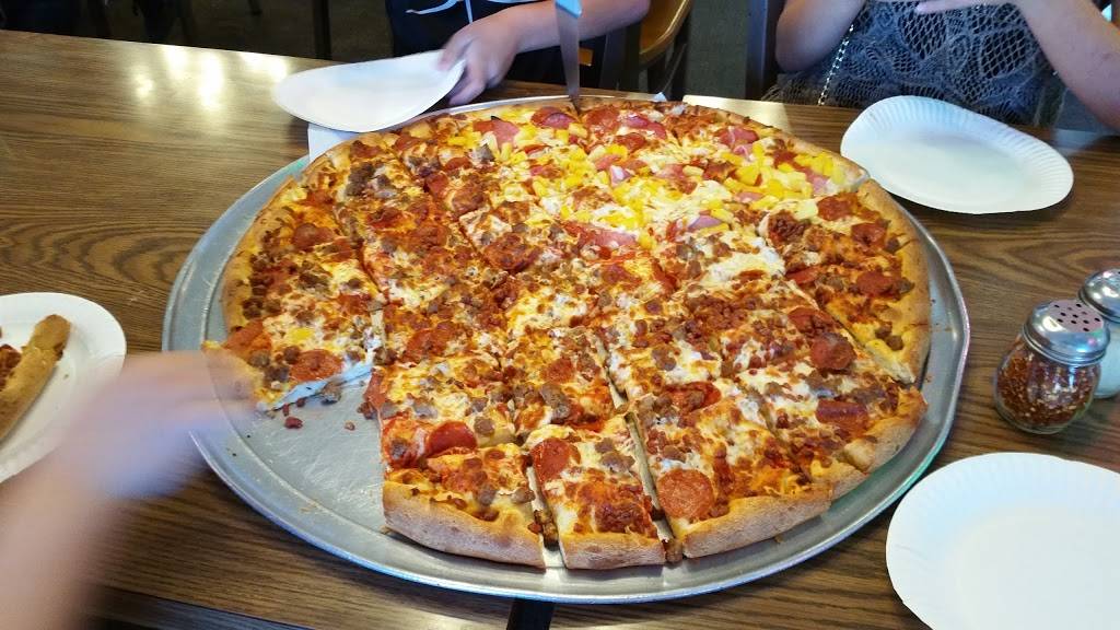 Rockys New York Pizza | restaurant | 4990 Holt Blvd, Montclair, CA 91763, USA | 9096267033 OR +1 909-626-7033