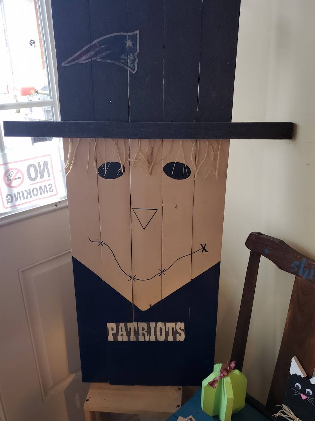 Cottage Gardens Bakery & Greenhouses | restaurant | 460 New London Rd, Colchester, CT 06415, USA | 8605373558 OR +1 860-537-3558