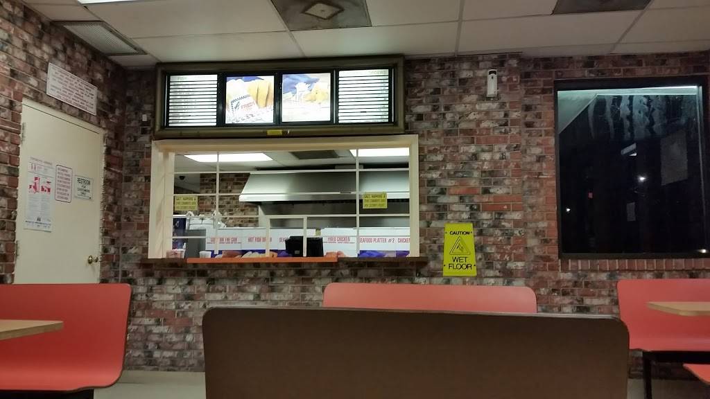 Freds Fish Fry | restaurant | 3303 Blanco Rd, San Antonio, TX 78212, USA | 2107323901 OR +1 210-732-3901