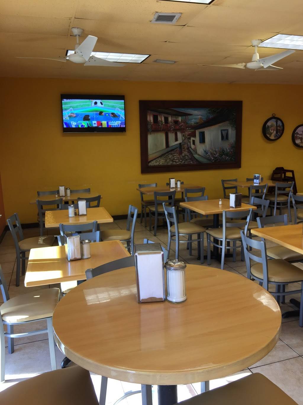 Mi Pueblito Bakery | bakery | 5802 N Armenia Ave, Tampa, FL 33603, USA | 8138740770 OR +1 813-874-0770