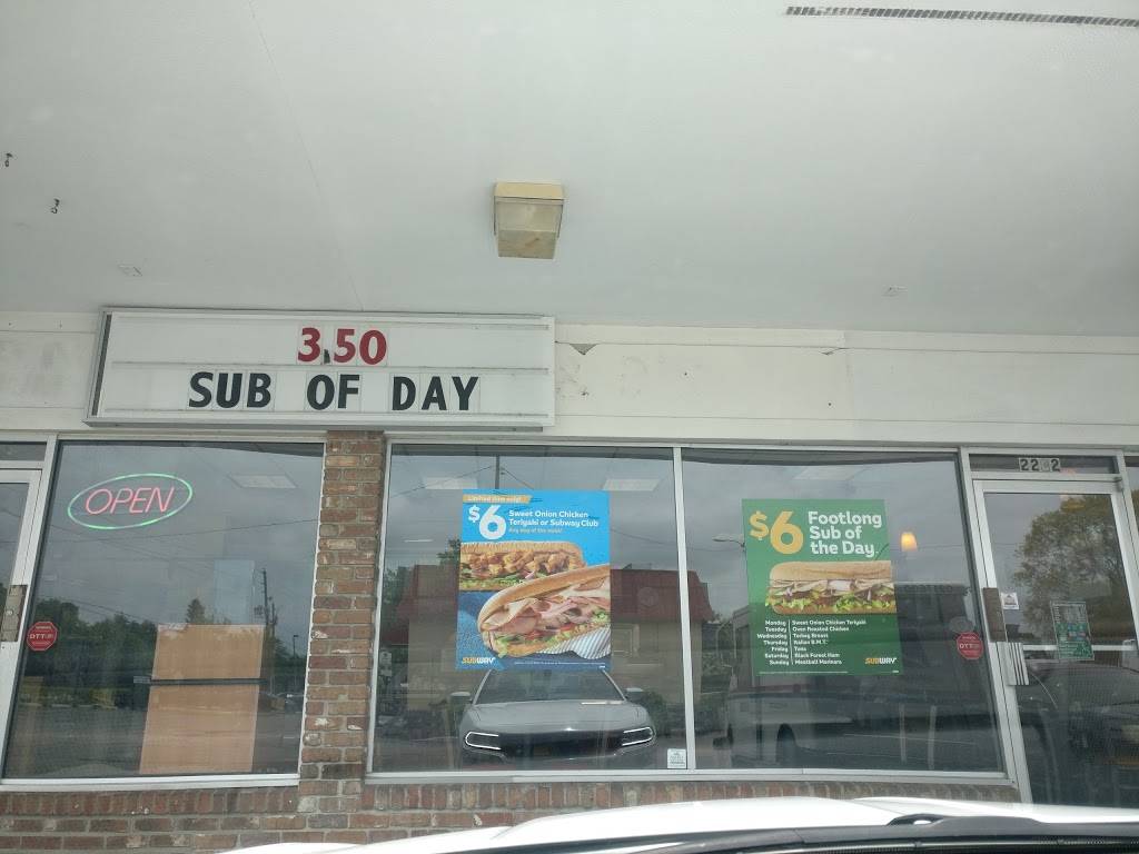 Subway Restaurants | restaurant | 2204 62nd Ave S, St. Petersburg, FL 33712, USA | 7278674258 OR +1 727-867-4258