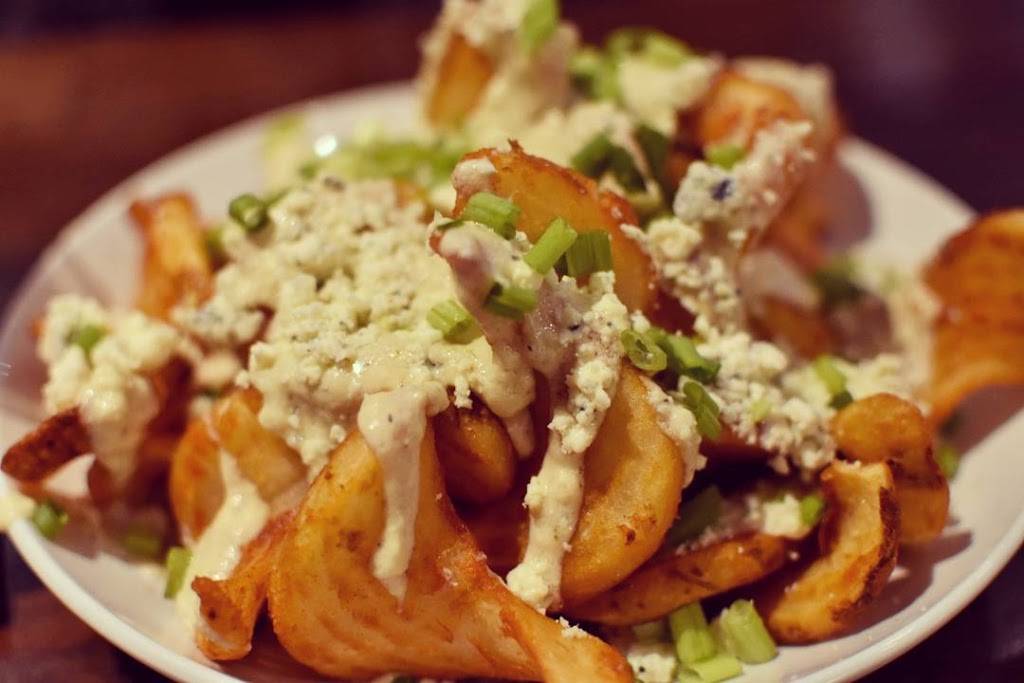 Cin Cin Burger Bar | restaurant | 1425 W 1st St, Winston-Salem, NC 27101, USA | 3369998413 OR +1 336-999-8413