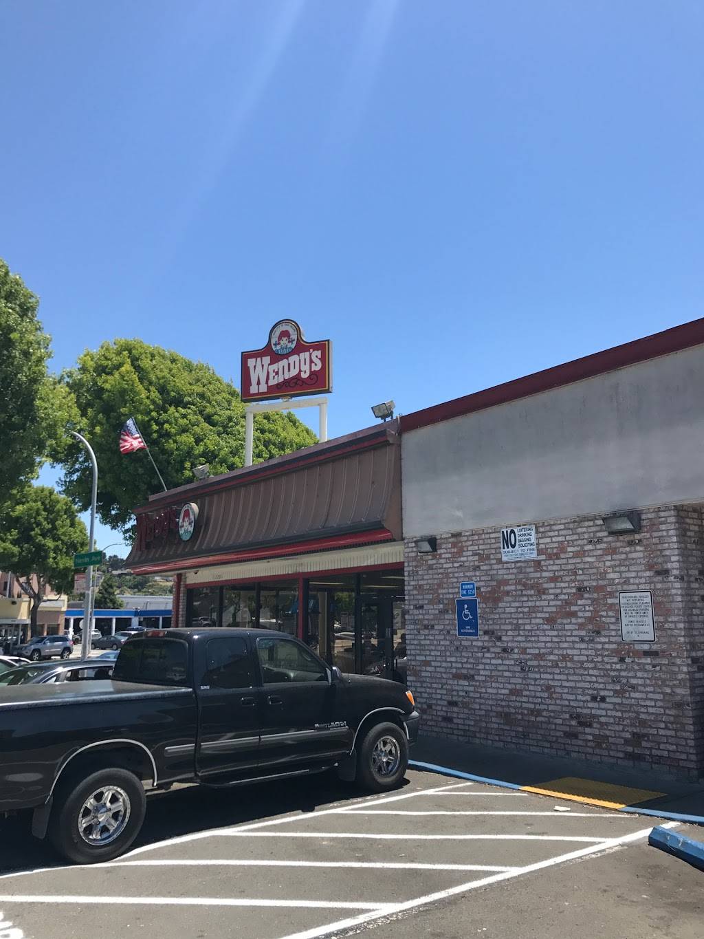 Wendys | restaurant | 12201 San Pablo Ave, Richmond, CA 94805, USA | 5102367649 OR +1 510-236-7649