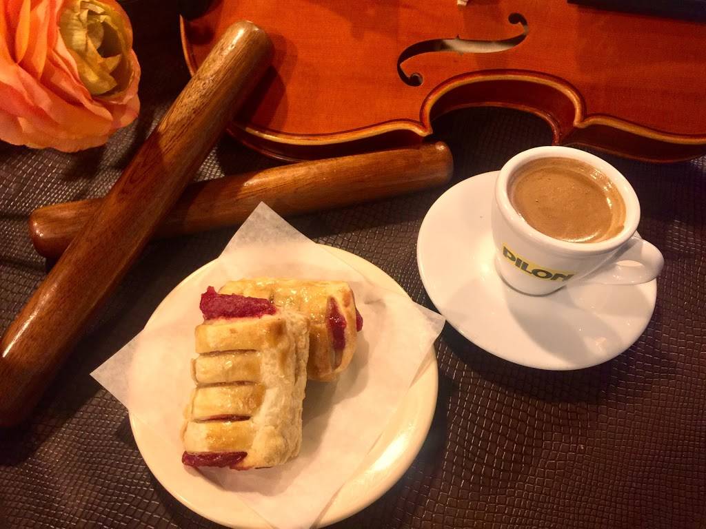 Cafe N Clave | night club | 524 W 27th St, Hialeah, FL 33010, USA | 7865059605 OR +1 786-505-9605