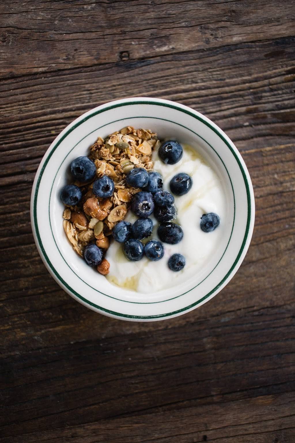 Trotwood Restaurant & Bar | restaurant | 230 Winter Clove Rd, Round Top, NY 12473, USA | 5186229363 OR +1 518-622-9363