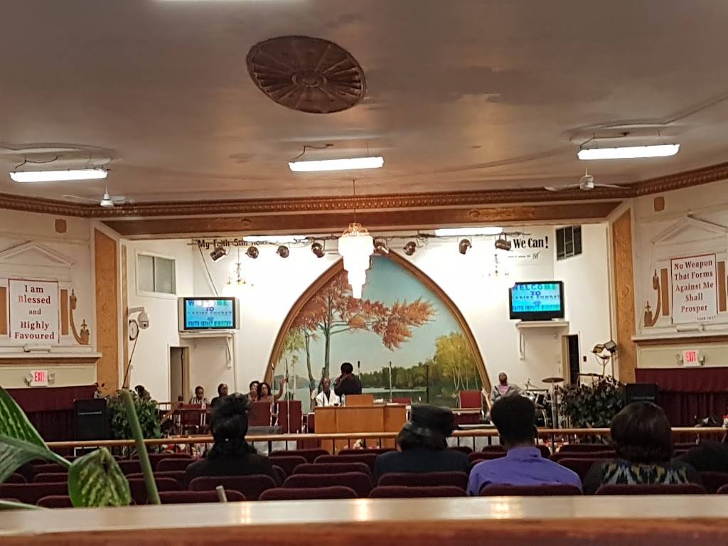 Pizza Pan | restaurant | 1822 St Clair Ave W, Toronto, ON M6N 1J5, Canada | 4166585454 OR +1 416-658-5454