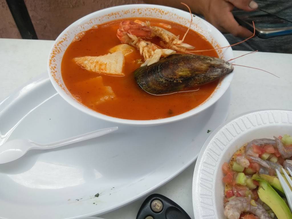 Mariscos El Rey Estilo Nayarit | restaurant | 7508 S Broadway, Los Angeles, CA 90003, USA | 3233361884 OR +1 323-336-1884