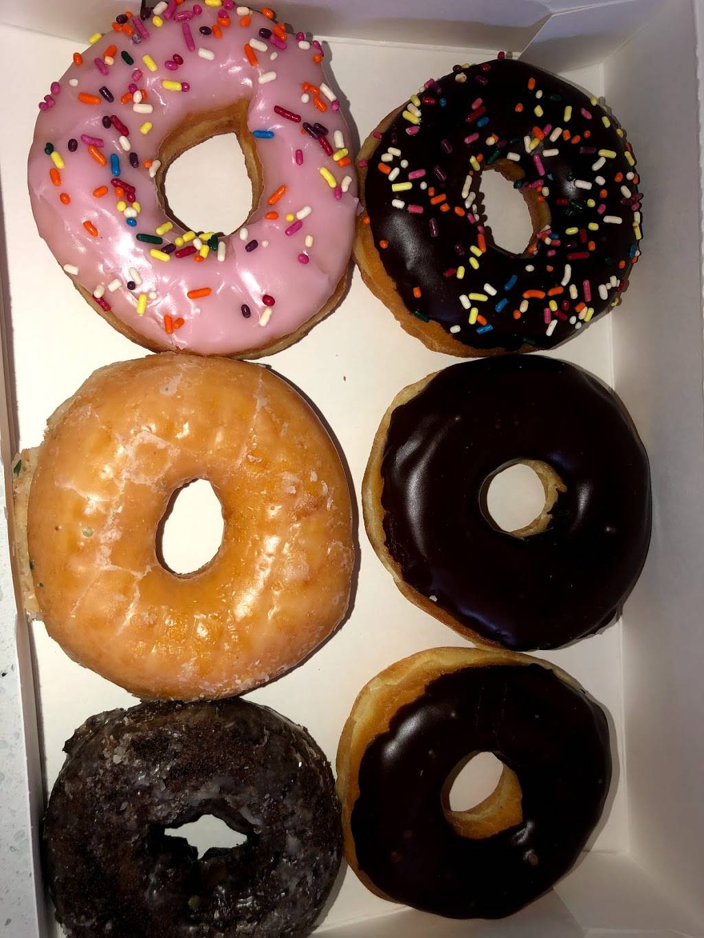 Dunkin | bakery | 17404 Bellflower Blvd, Bellflower, CA 90706, USA | 5622819014 OR +1 562-281-9014