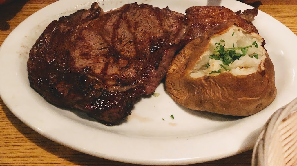 Broiler Steak House | restaurant | 8400 Uva Dr, Redwood Valley, CA 95470, USA | 7074857301 OR +1 707-485-7301