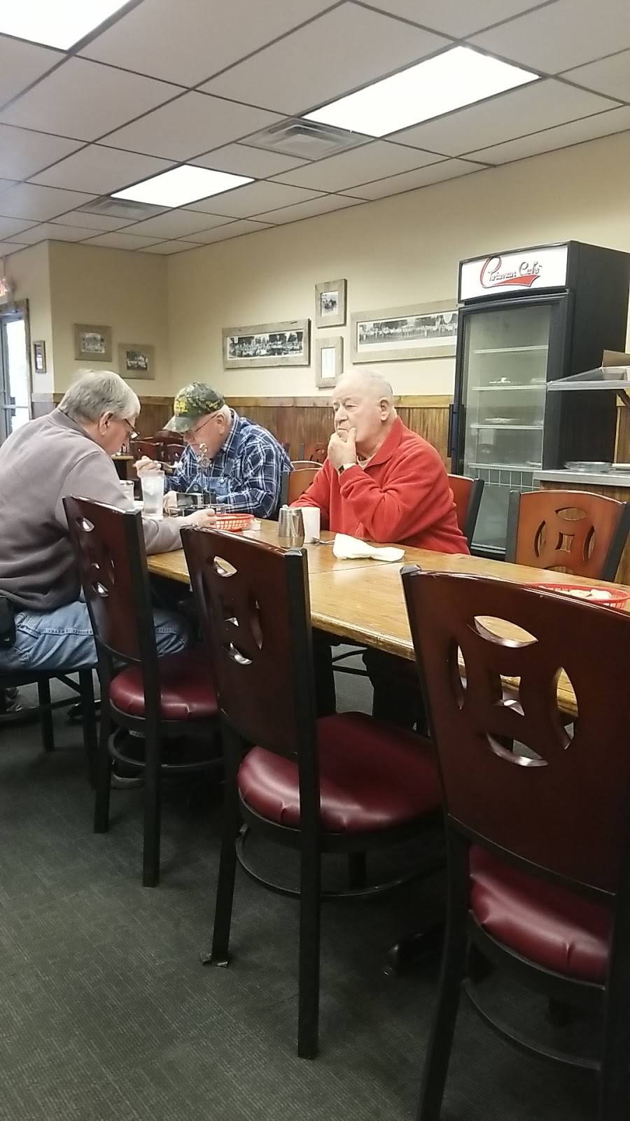 Chrisman Cafe | restaurant | 1001, 132 N Illinois St, Chrisman, IL 61924, USA | 2172692826 OR +1 217-269-2826