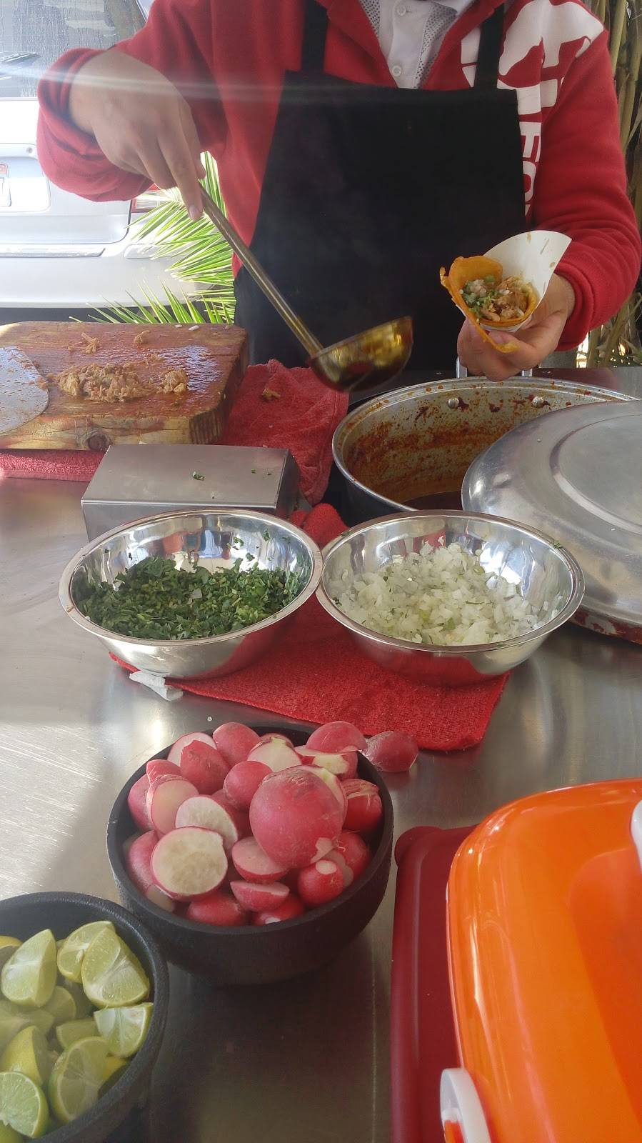 TACOS DE BIRRIA "LA JOYITA" | restaurant | Calle la Joyita, Jardines de La Mesa, 22126 Tijuana, B.C., Mexico | 016641922716 OR +52 664 192 2716