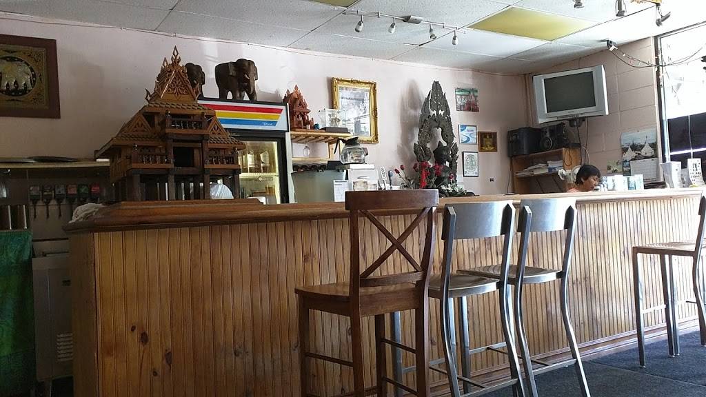 Blue Elephant Thai Cuisine | restaurant | 718 W Channel Islands Blvd, Port Hueneme, CA 93041, USA | 8053829717 OR +1 805-382-9717