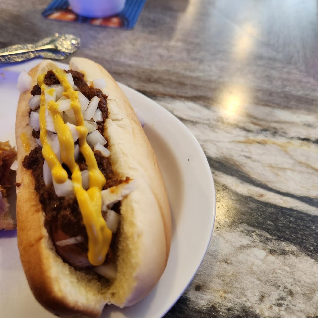 The Trolley | restaurant | 2411 W Farmington Rd, West Peoria, IL 61604, USA | 3096374722 OR +1 309-637-4722