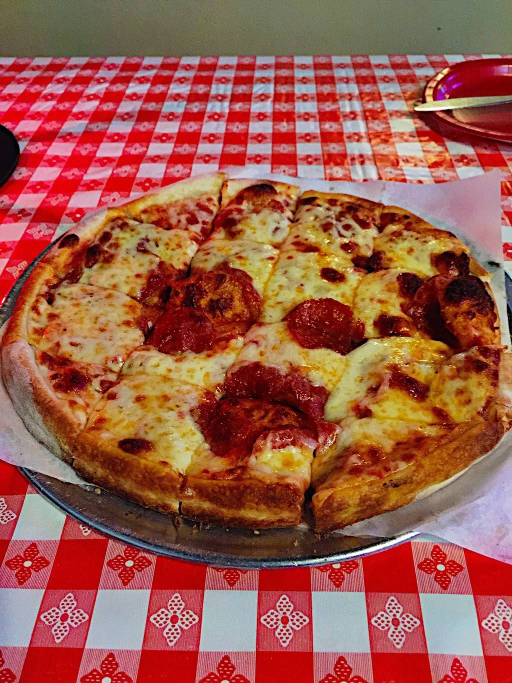 Davenports Pizza Palace | restaurant | 2837 Cahaba Rd, Birmingham, AL 35223, USA | 2058798603 OR +1 205-879-8603