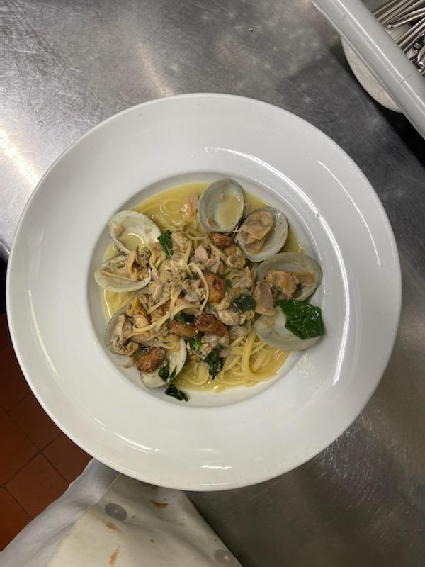 RJS RESTAURANT SEAFOOD/CHOPS/PASTA | restaurant | 109 1st St, Pittsfield, MA 01201, USA | 4134640109 OR +1 413-464-0109