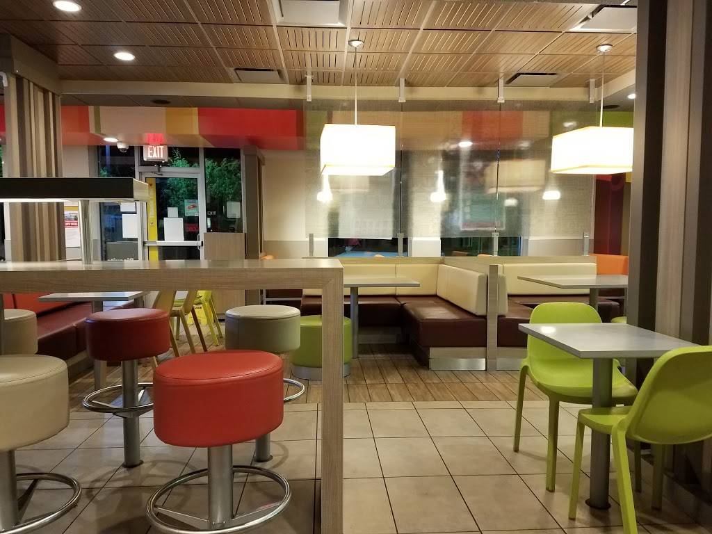 McDonalds | cafe | 326 Lovell Rd, Knoxville, TN 37922, USA | 8659662250 OR +1 865-966-2250