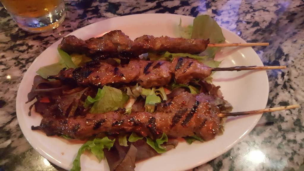 Chaplins Sports Bistro | restaurant | 29200 Kohoutek Way, Union City, CA 94587, USA | 5104296860 OR +1 510-429-6860