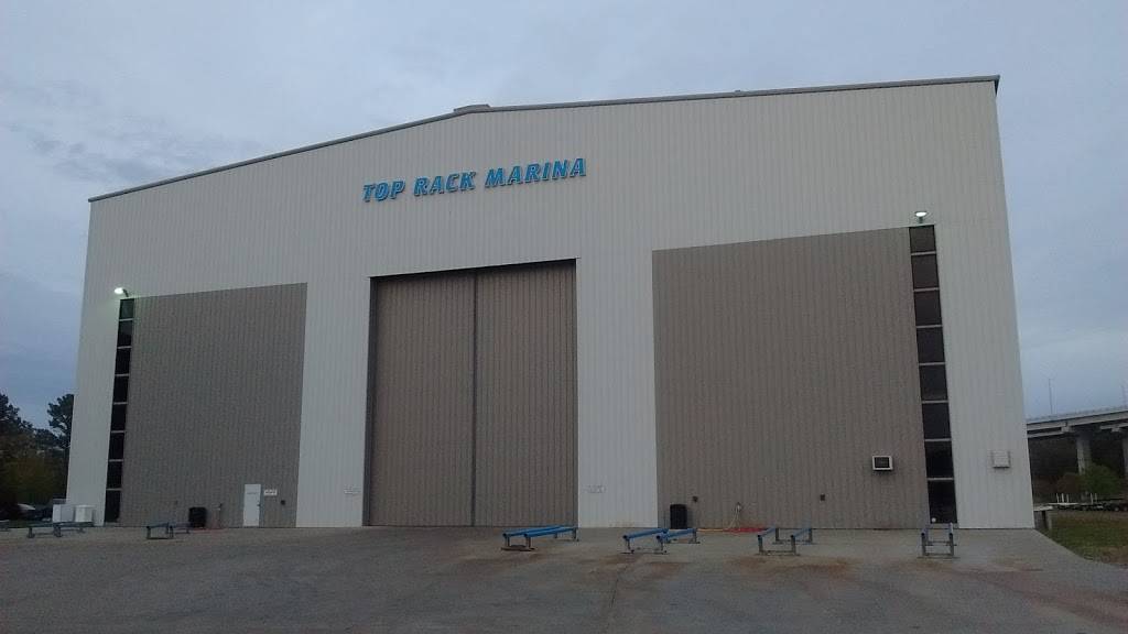 Amber Lantern Restaurant | restaurant | 5532 Bainbridge Point, Chesapeake, VA 23320, USA | 7572273057 OR +1 757-227-3057