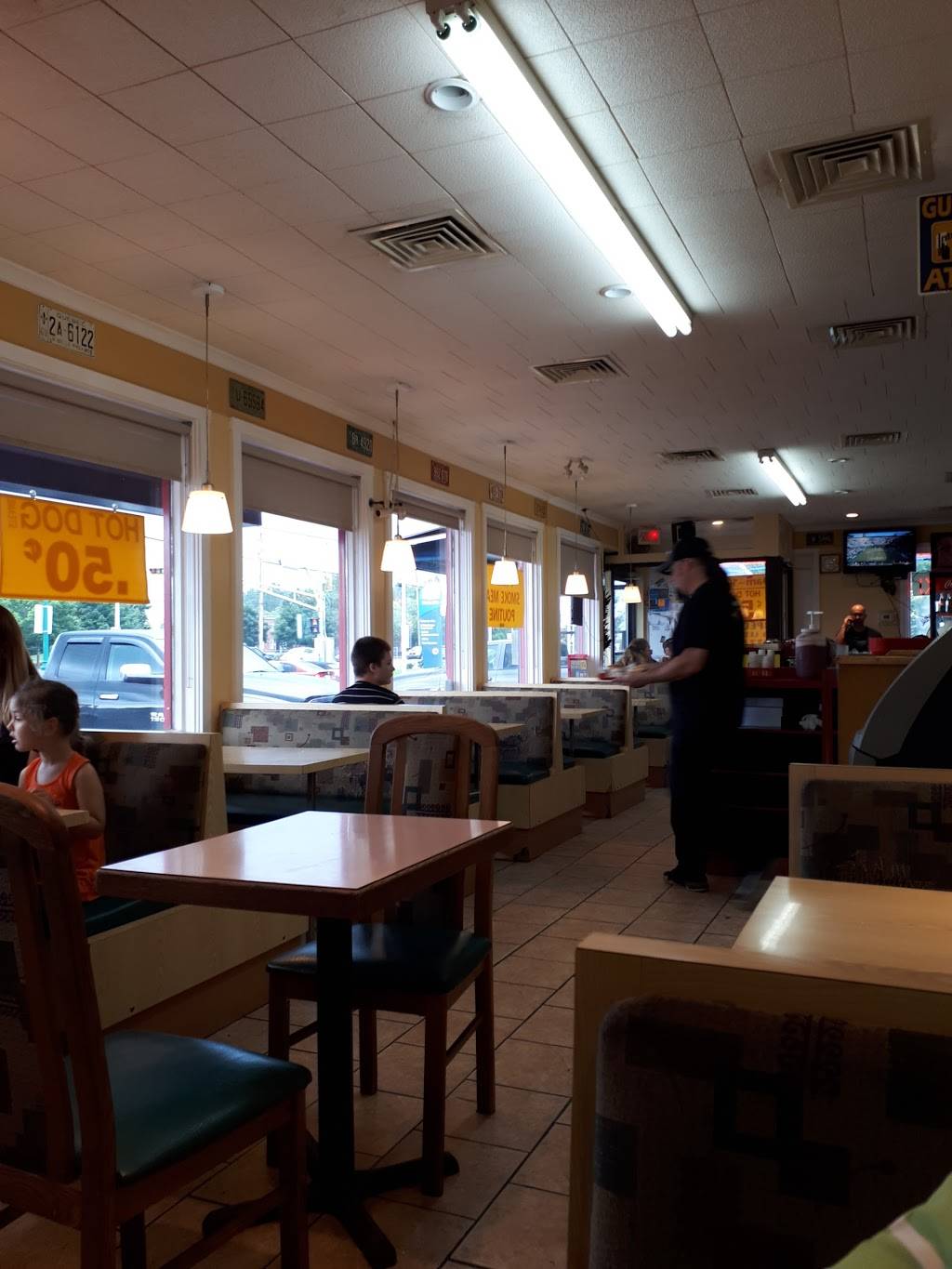 Restaurant La Belle Province | restaurant | 970 Boulevard Curé-Labelle, Blainville, QC J7C 3T6, Canada | 4504308984 OR +1 450-430-8984