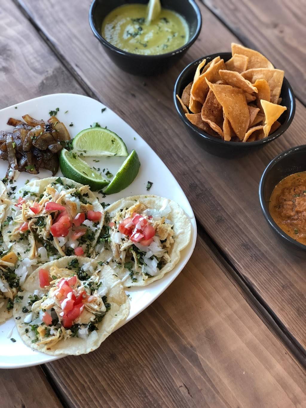 Molka Xete Mexican Kitchen | restaurant | 25171 WA-525, Greenbank, WA 98253, USA | 3602223373 OR +1 360-222-3373