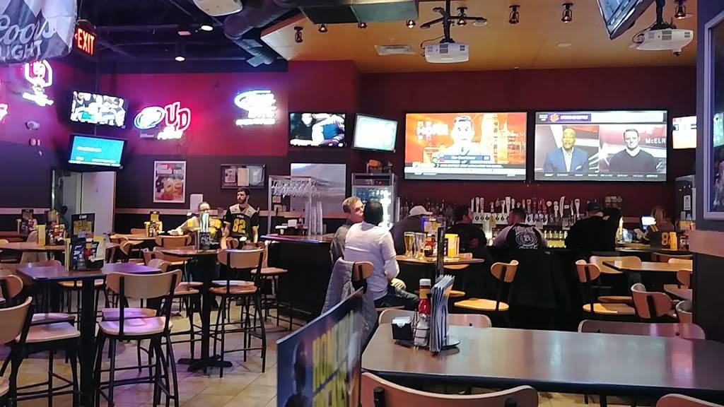 Buffalo Wild Wings | restaurant | 6210 Wilmington Pike, Centerville, OH 45459, USA | 9378482999 OR +1 937-848-2999