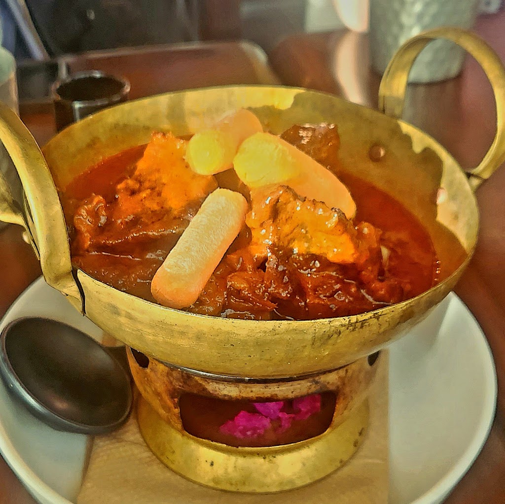 Sun and Moon | restaurant | 415 Brannan St, San Francisco, CA 94107, USA | 4158729555 OR +1 415-872-9555