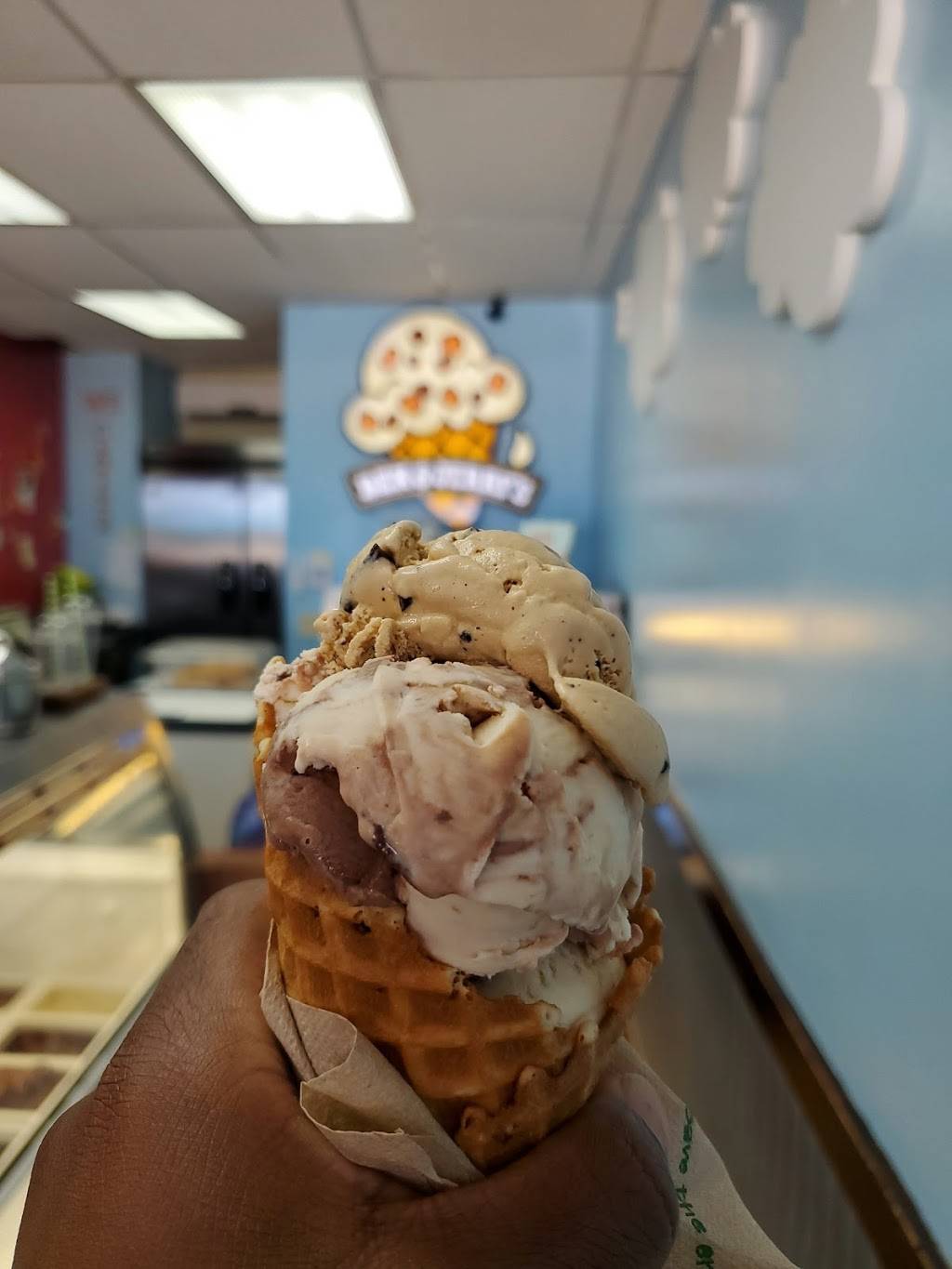 Ben & Jerrys | bakery | 1202 N Broadwalk, Hollywood, FL 33019, USA | 9549297085 OR +1 954-929-7085