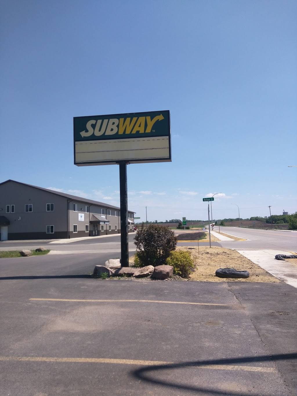 Subway | restaurant | 514 E 1st St, Janesville, MN 56048, USA | 5072346444 OR +1 507-234-6444