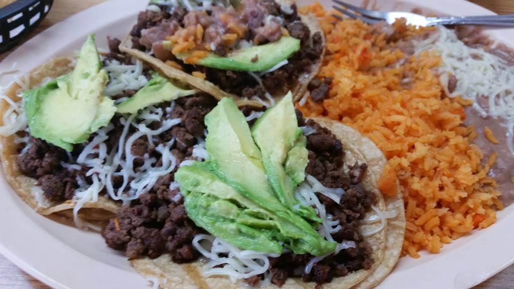 El Gallo Tapatio | restaurant | 10164 S Roberts Rd, Palos Hills, IL 60465, USA | 7085980107 OR +1 708-598-0107