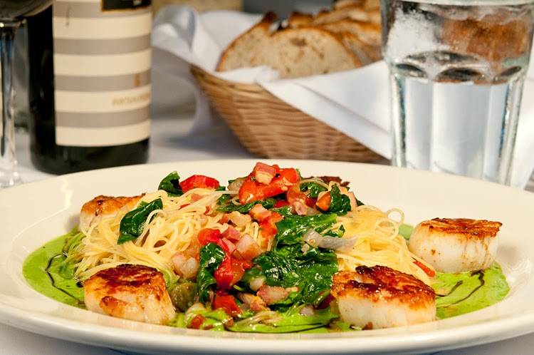 Fontanas Italian Restaurant | restaurant | 20840 Stevens Creek Blvd, Cupertino, CA 95014, USA | 4087250188 OR +1 408-725-0188