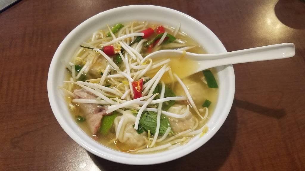 Pho Friendly 18 | restaurant | 8750 Jane St Unit 5-6, Concord, ON L4K 2M9, Canada | 9055975582 OR +1 905-597-5582