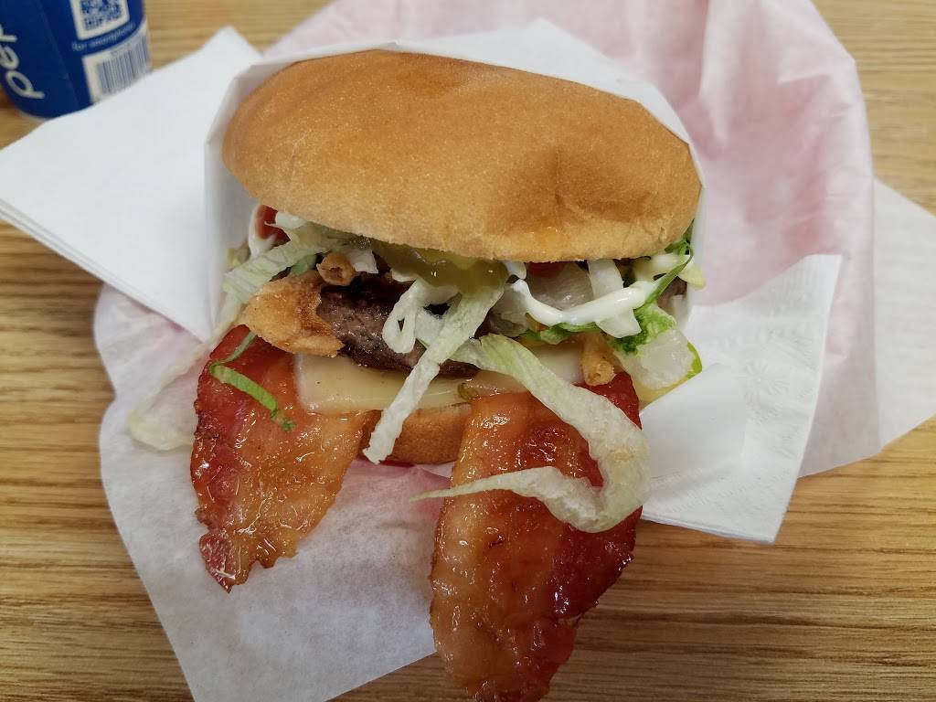 Damburger | restaurant | 1320 Placer St, Redding, CA 96001, USA | 5302410136 OR +1 530-241-0136