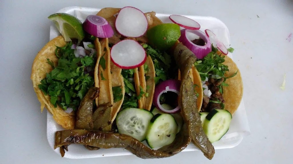 El ya llegaras | restaurant | 1203 W Lincoln Ave, Milwaukee, WI 53215, USA | 4148371177 OR +1 414-837-1177