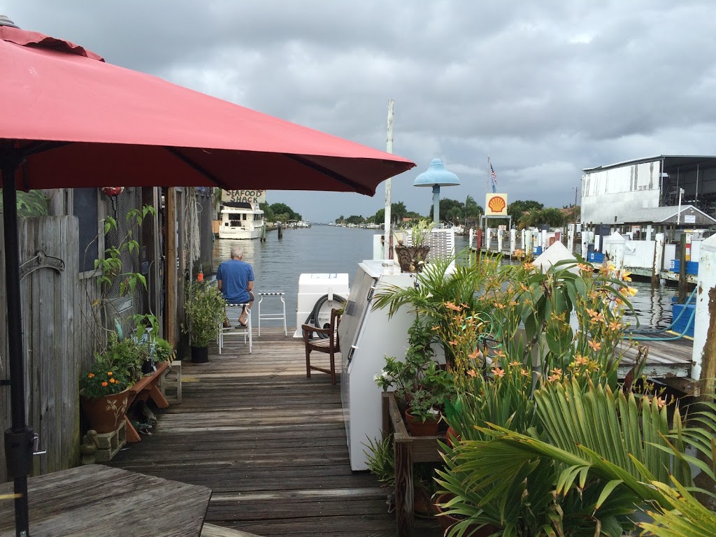 Maximo Seafood Shack | restaurant | 4801 37th St S, St. Petersburg, FL 33711, USA | 7274988847 OR +1 727-498-8847