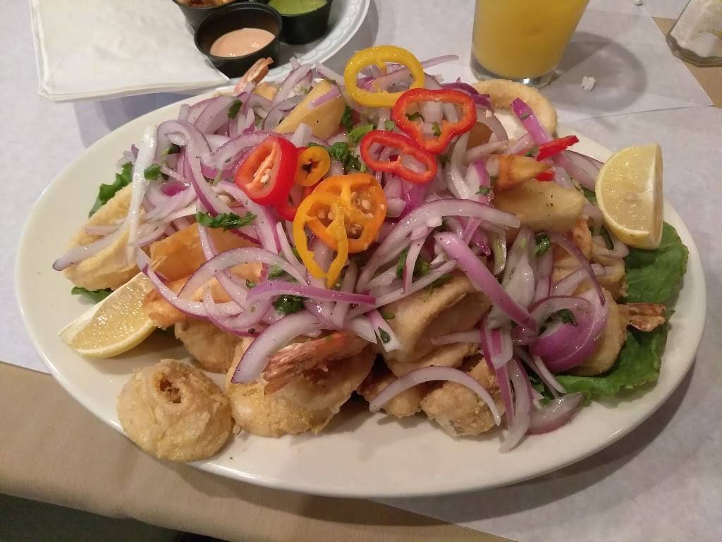 Shark Lounge | restaurant | 25 Pawtucket Ave, Pawtucket, RI 02860, USA | 4017243300 OR +1 401-724-3300