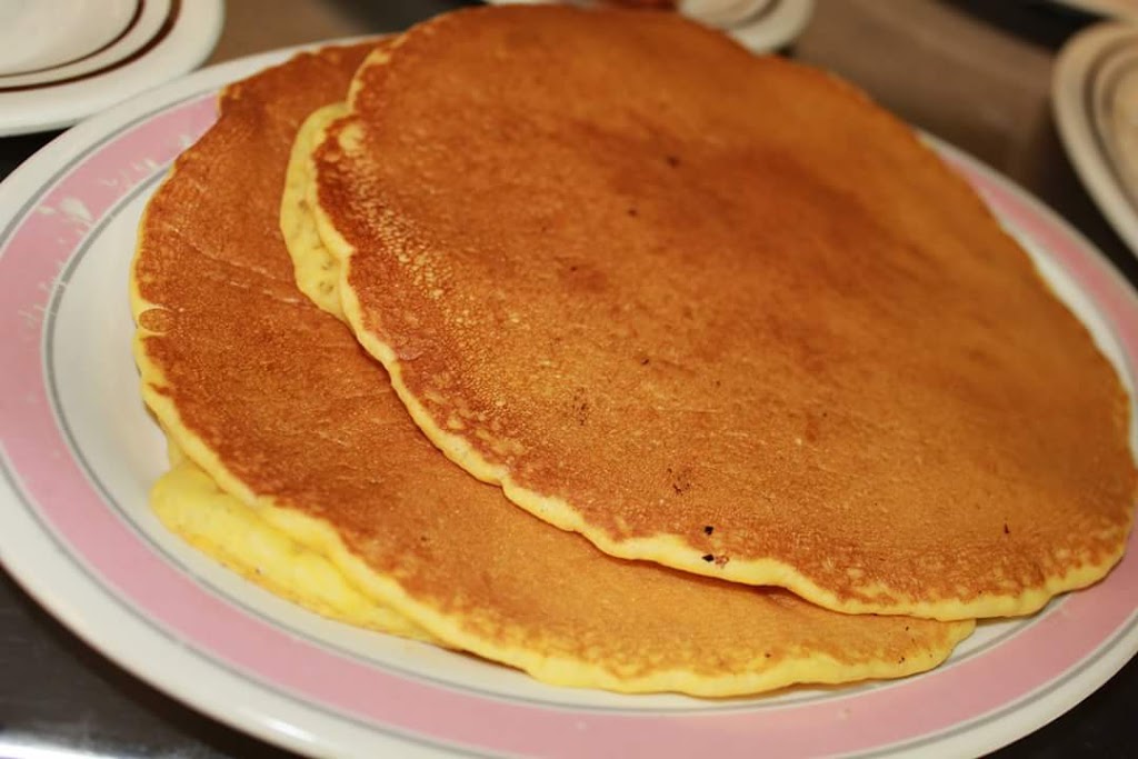 Johnnie Mars Family Restaurant | restaurant | 2401 5th St, Sioux City, IA 51101, USA | 7122527802 OR +1 712-252-7802