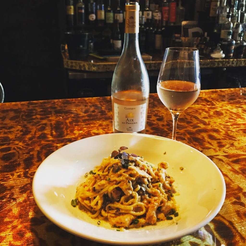 The Bullroom | restaurant | 27 W Main St, Middletown, NY 10940, USA | 8458009290 OR +1 845-800-9290