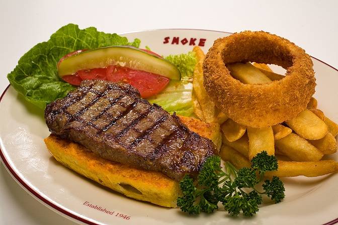 Smoke House Restaurant | restaurant | 4016, 4420 Lakeside Dr, Burbank, CA 91505, USA | 8188453731 OR +1 818-845-3731