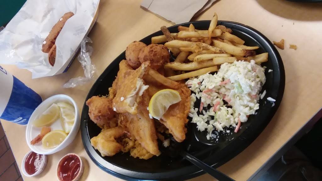 Long John Silvers | restaurant | 3491 S East St, Indianapolis, IN 46227, USA | 3177861216 OR +1 317-786-1216