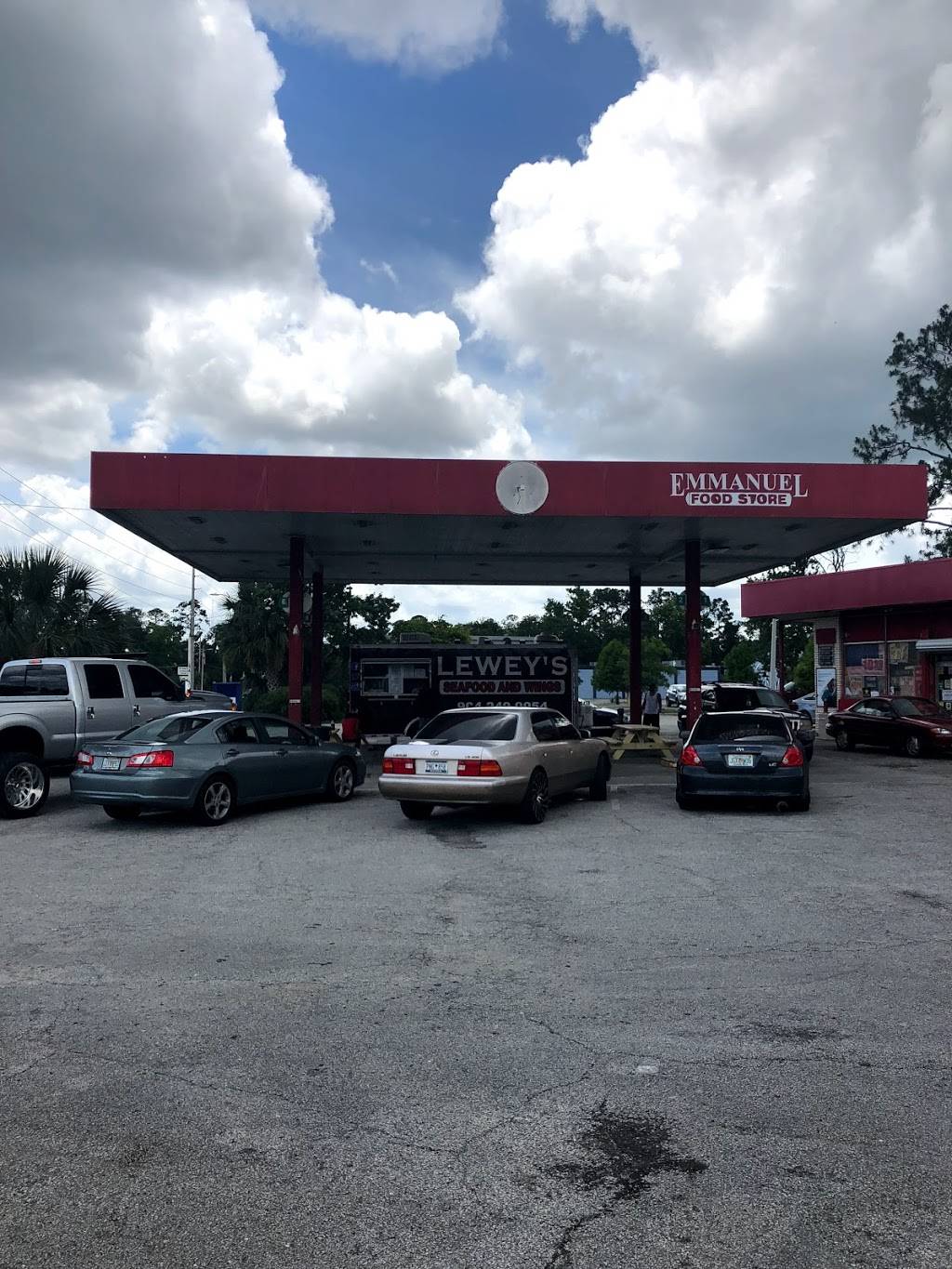 Leweys seafood and wings | restaurant | 6510 Normandy Blvd, Jacksonville, FL 32205, USA | 9042409054 OR +1 904-240-9054