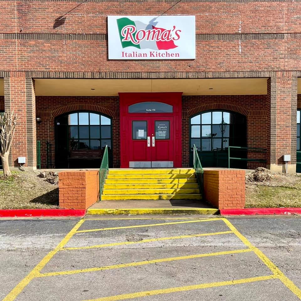 Romas Italian Kitchen | restaurant | 3320 Troup Hwy, Tyler, TX 75701, USA | 9036303011 OR +1 903-630-3011