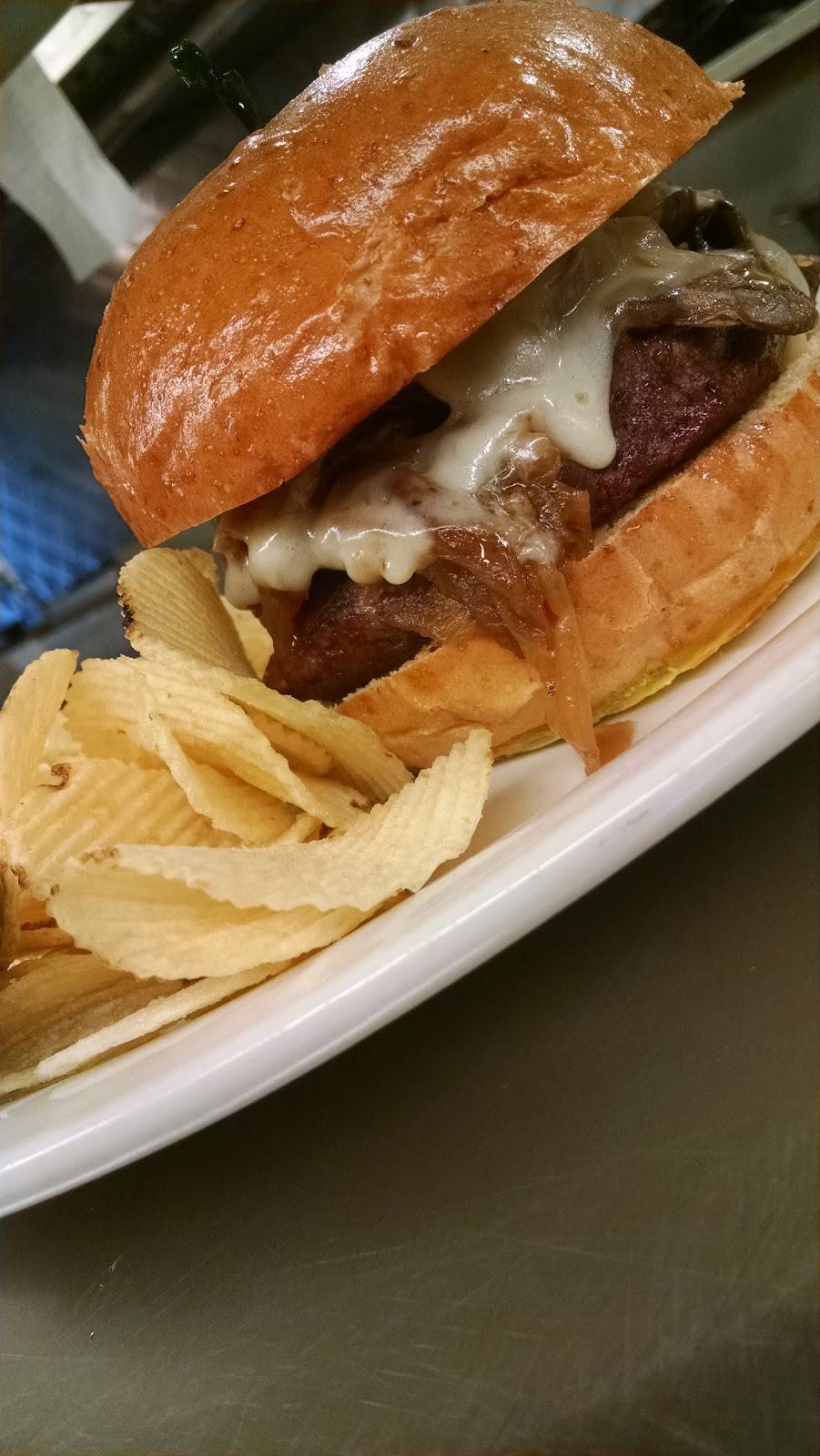 Barnsboro Inn | restaurant | 699 Main St, Sewell, NJ 08080, USA | 8564683557 OR +1 856-468-3557