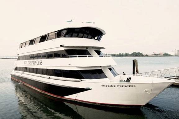 Skyline Princess Cruises | restaurant | 1 Worlds Fair Marina, Flushing, NY 11368, USA | 7184461100 OR +1 718-446-1100