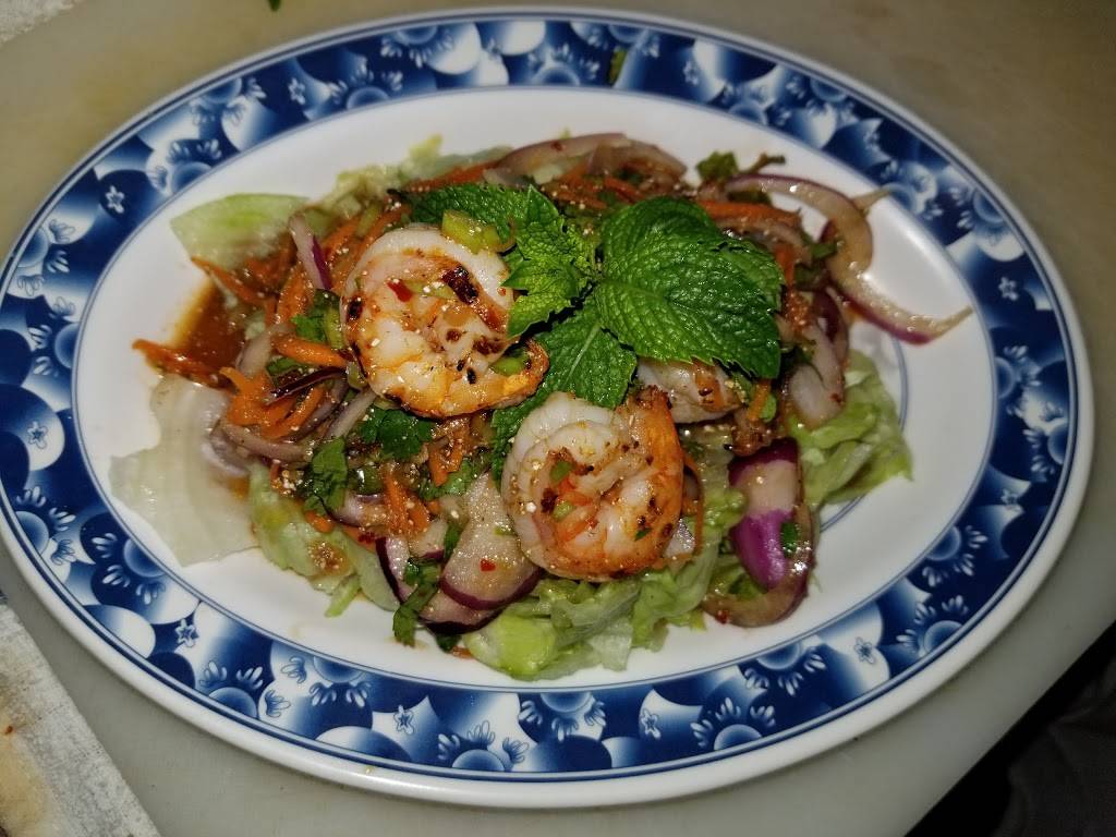 Thai Basil | restaurant | 121 Broadway St, Chico, CA 95928, USA | 5303436843 OR +1 530-343-6843