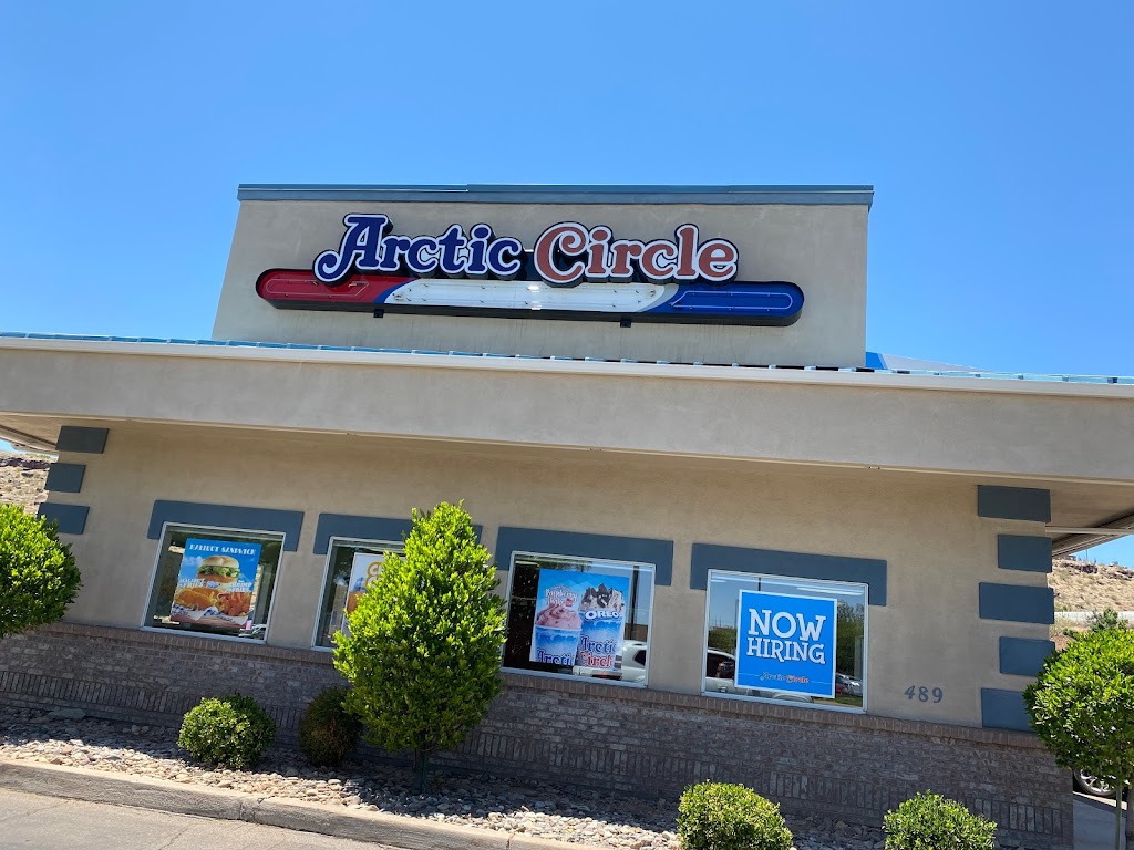 Arctic Circle | meal takeaway | 1680 Red Cliffs Dr, St. George, UT 84790, USA | 4356520500 OR +1 435-652-0500