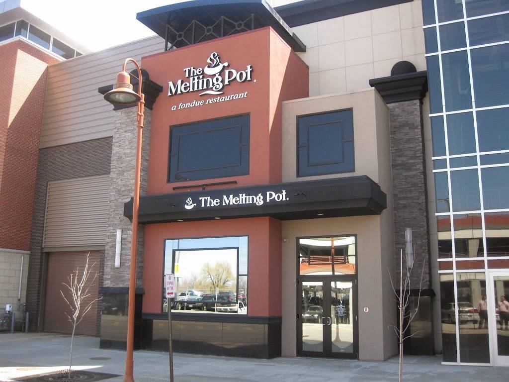 The Melting Pot | restaurant | Galleria Mall, 1 Walden Galleria Suite D224, Buffalo, NY 14225, USA | 7166856358 OR +1 716-685-6358